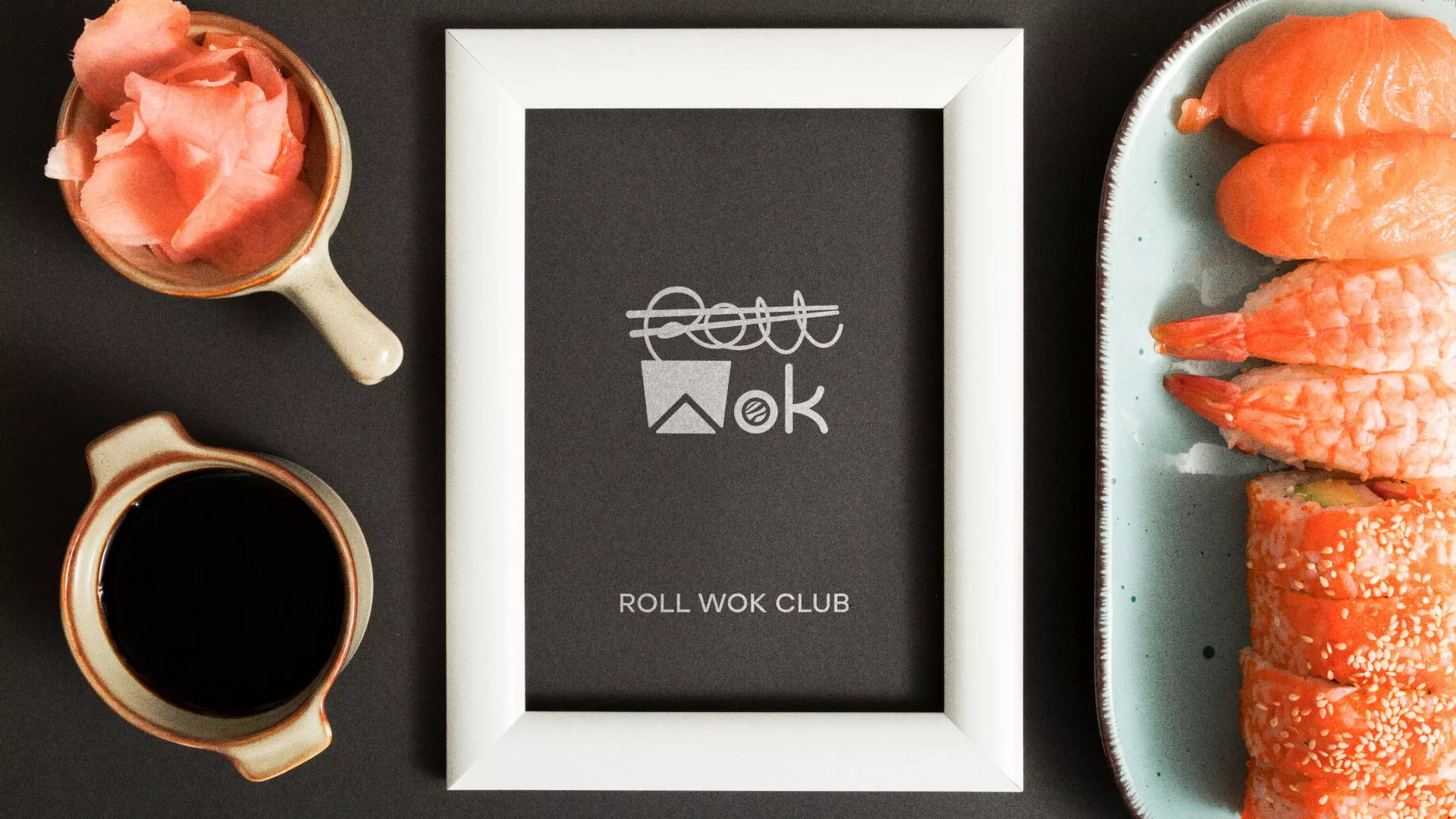 Разработка логотипа суши-бара «Roll Wok Club» в Лузе